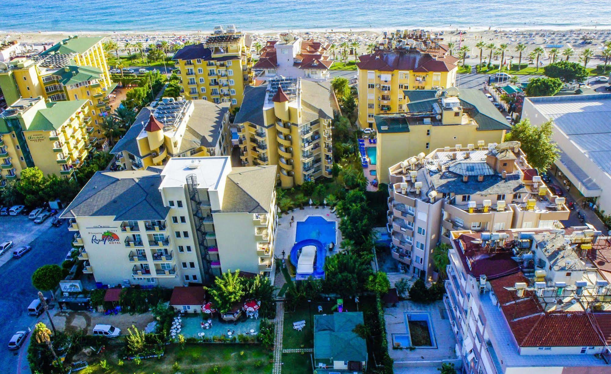 Kleopatra Royal Palm Ferieanlegg Alanya