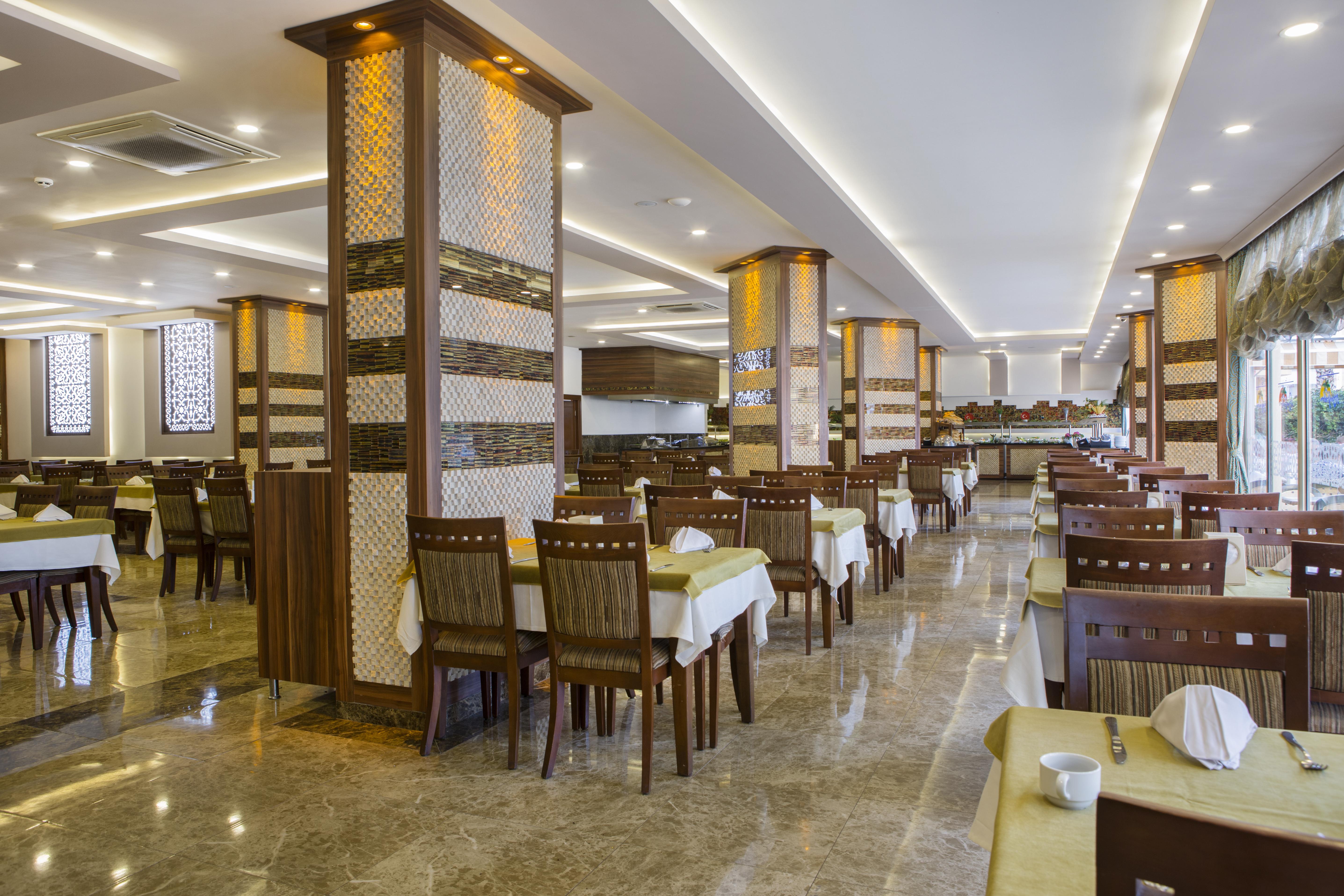 Ośrodek wypoczynkowy Kleopatra Royal Palm 4*