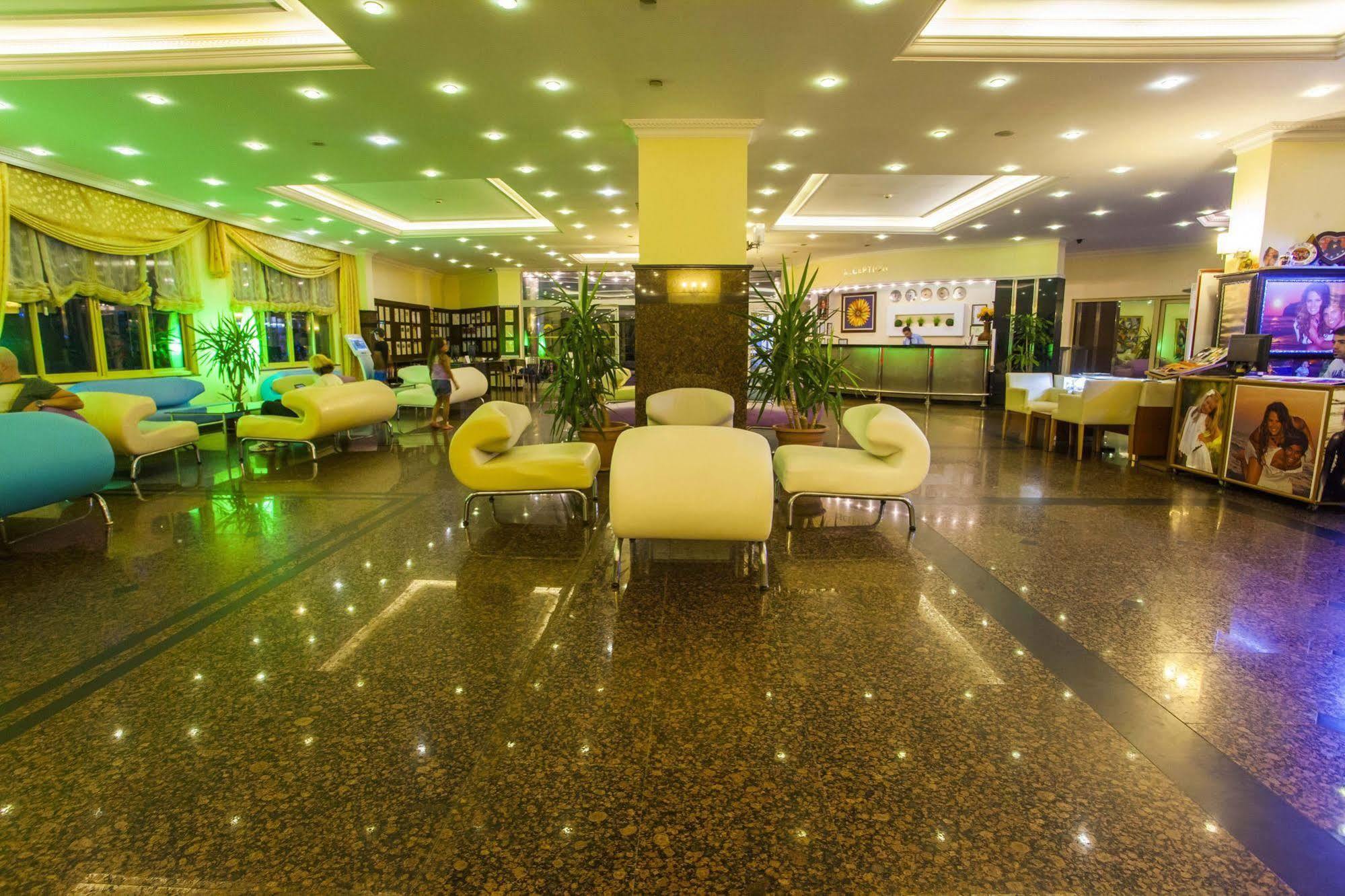 Ośrodek wypoczynkowy Kleopatra Royal Palm Alanya