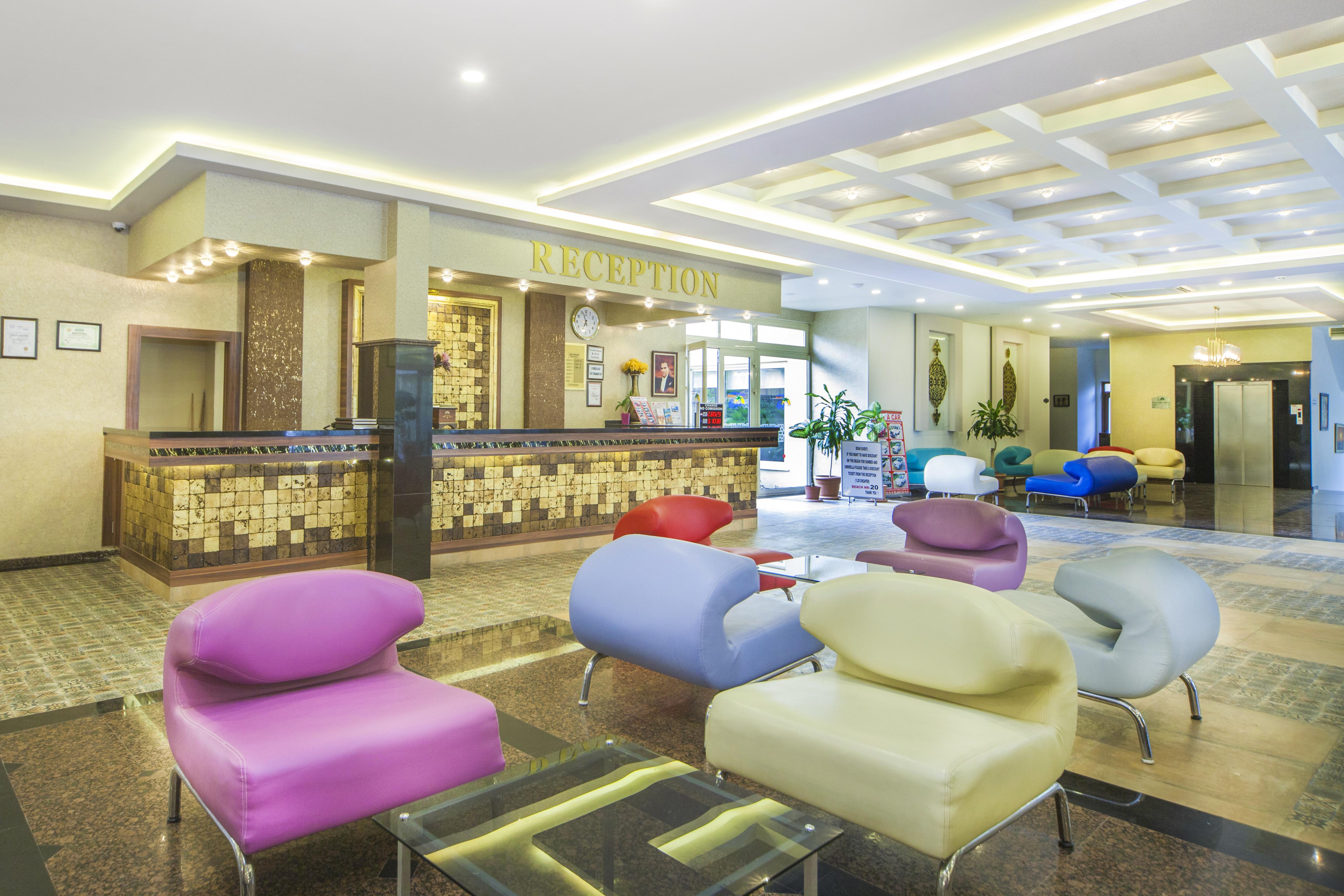 Kleopatra Royal Palm 4* Alanya
